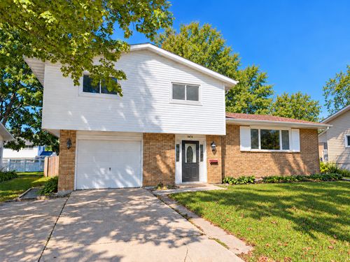 2632 Brnot Ave, Waukegan, IL, 60087-3539 | Card Image