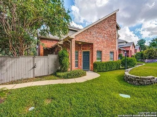 30 Chapel Hill Cir, San Antonio, TX, 78240-3903 | Card Image