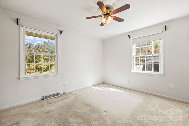 549 Scaleybark Rd, House other with 3 bedrooms, 2 bathrooms and null parking in Charlotte NC | Image 17