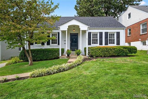 841 Wild Cherry Ln, University City, MO, 63130-2846 | Card Image