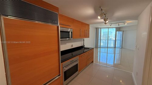 apt-4408-475 Brickell Ave, Miami, FL, 33131-2709 | Card Image
