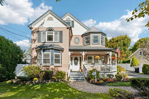 27 Mason Avenue, Babylon, NY, 11702 | Card Image
