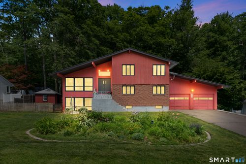 107 Round Hill Rd, Wethersfield, CT, 06109-2522 | Card Image