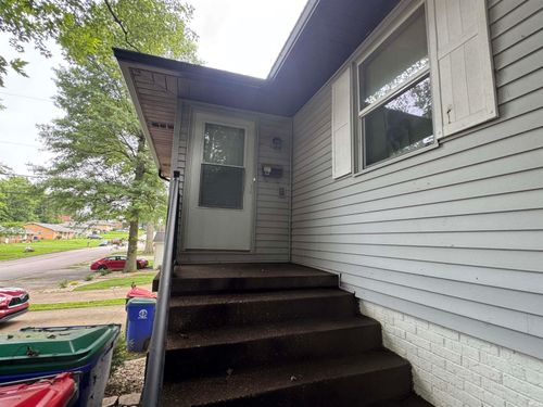 apt-b-423 Cypress St, Newburgh, IN, 47630-1378 | Card Image