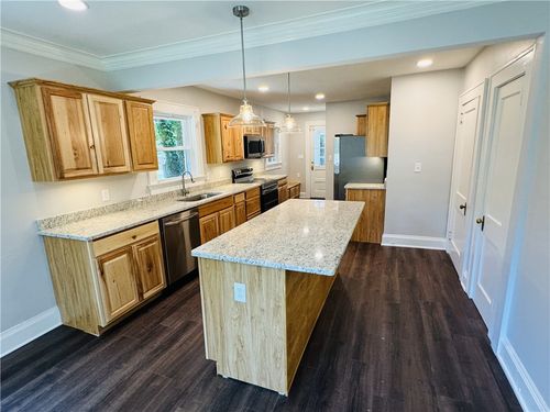 212 Whitehall Rd, Anderson, SC, 29625-2428 | Card Image