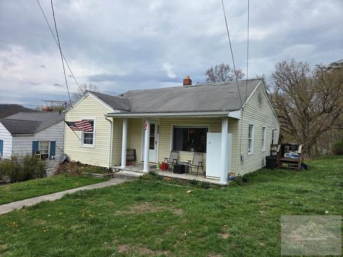 27 Dunn St, Peterstown, WV, 24963 | Card Image