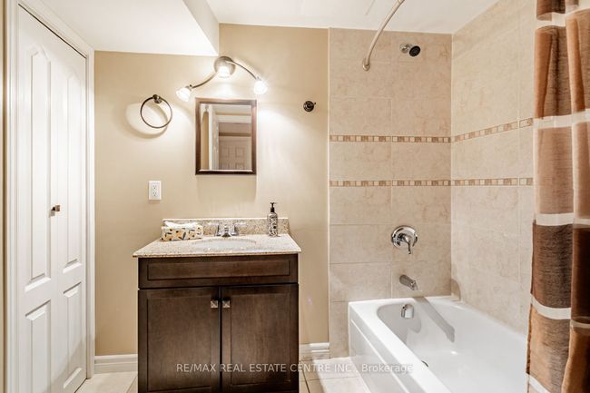 7221 Promenade Danton, House other with 5 bedrooms, 4 bathrooms and 4 parking in Mississauga ON | Image 24