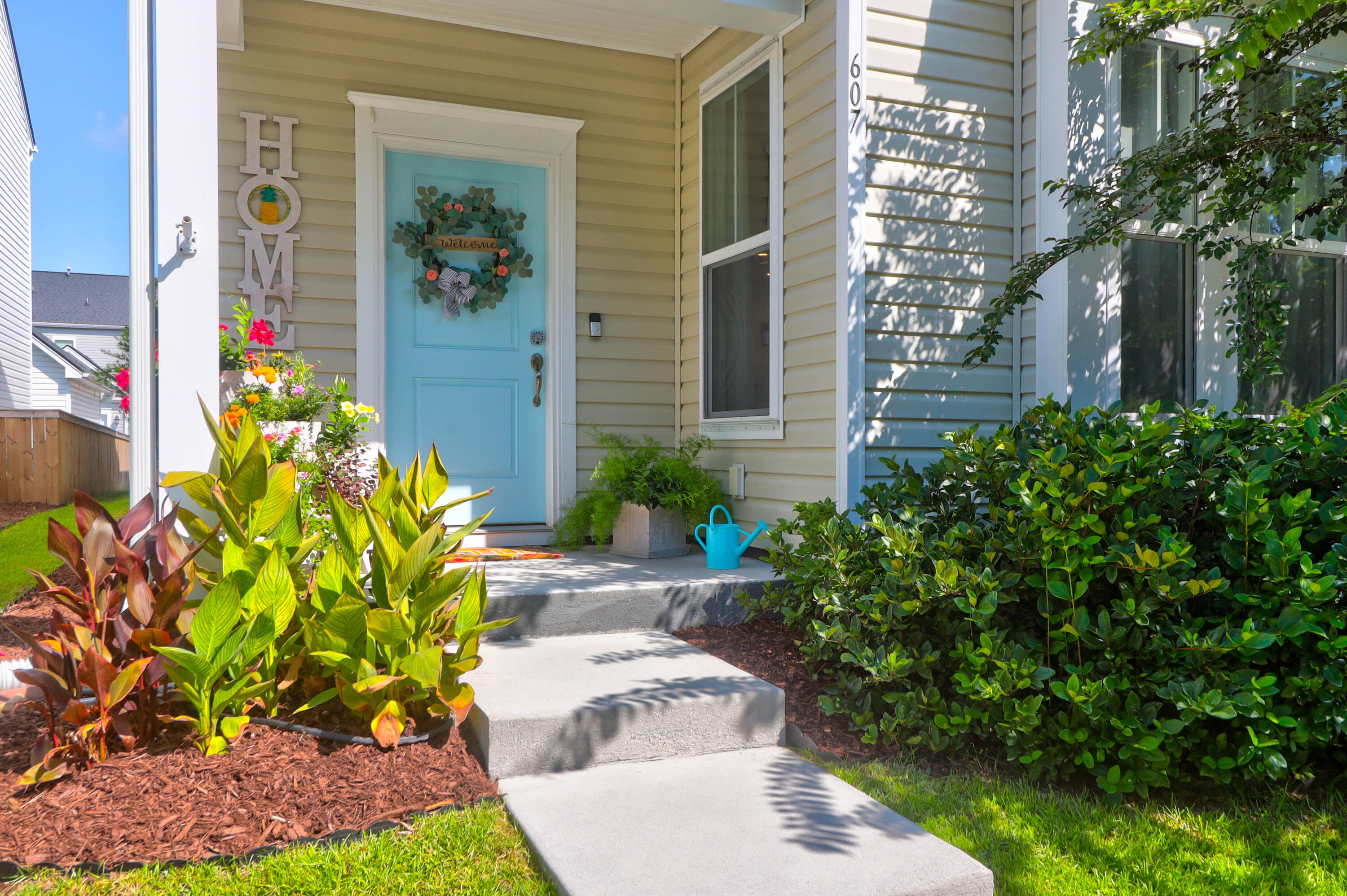 Mountaineer Landing Dr, Charleston, SC 29492