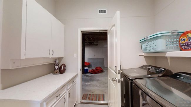 3816 Winding Way, House other with 3 bedrooms, 3 bathrooms and null parking in Granbury TX | Image 22