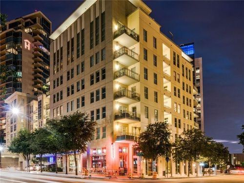 204-2323 N Houston St, Dallas, TX, 75219-7623 | Card Image
