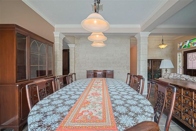 15014 Redbud Leaf Ln, House other with 4 bedrooms, 2 bathrooms and 3 parking in Cypress TX | Image 10