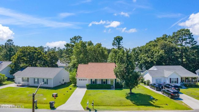 719 Oak Branches Close, House other with 3 bedrooms, 2 bathrooms and 1 parking in Belville NC | Image 36