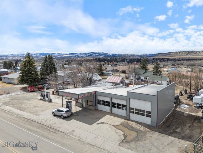 301 1 St Ave N, Home with 0 bedrooms, 0 bathrooms and null parking in Clyde Park MT | Image 5