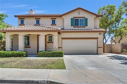 10166 Beachcomber St, Moreno Valley, CA, 92557 | Card Image