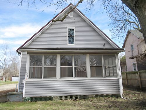 1208 Marshall Ave, Paris, IL, 61944 | Card Image
