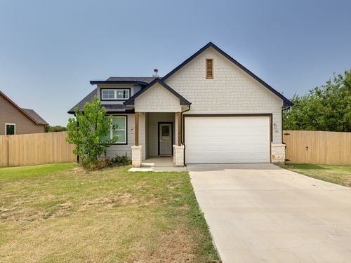 310 Oakwood Ave, Jacksboro, TX, 76458-1310 | Card Image