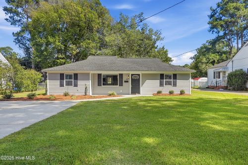 4177 Park Ave, Ayden, NC, 28513-7104 | Card Image