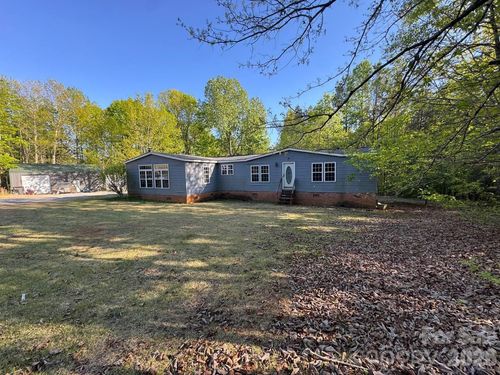 135 Benton Rd, Kings Mountain, NC, 28086-9236 | Card Image