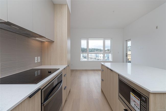 Balcony with a view | Image 17