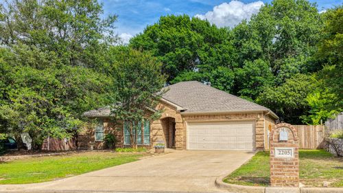 2205 Country Brook Dr, Weatherford, TX, 76087-8601 | Card Image