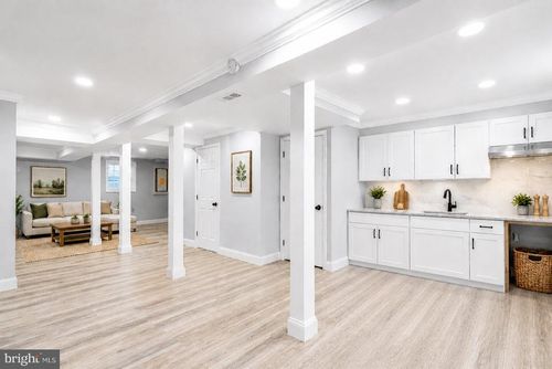 108 Middle Point Ct, GAITHERSBURG, MD, 20877-1837 | Card Image