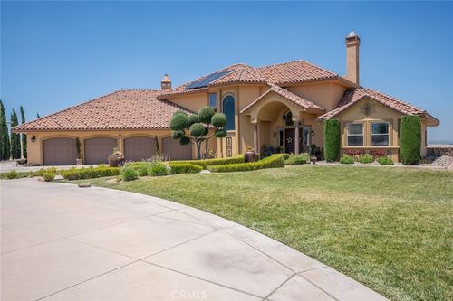 20711 Canyon Rd, Los Banos, CA, 93635-9620 | Card Image