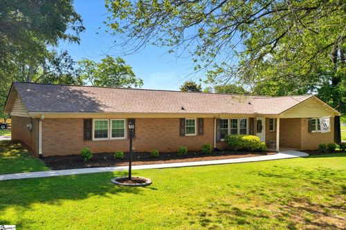 102 Griffin Ct, Liberty, SC, 29657-9541 | Card Image