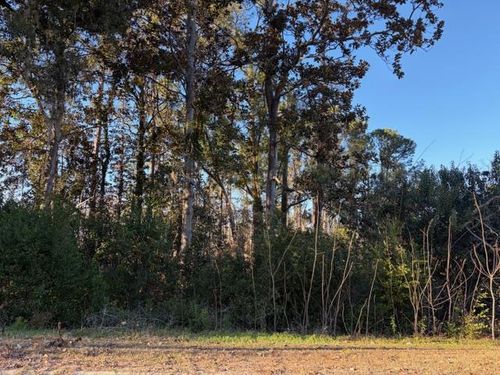 2006 N Sherwood Dr, Valdosta, GA, 31602-2114 | Card Image