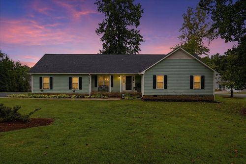 300 Sundance Way, Spartanburg, SC, 29302-3725 | Card Image