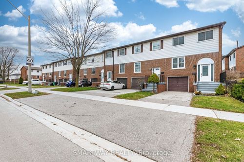 10-2445 Homelands Dr, Mississauga, ON, L5K2C6 | Card Image