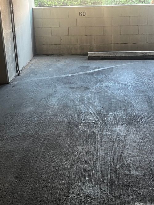 a-60-2211 Ala Wai Blvd, Honolulu, HI, 96815-2440 | Card Image