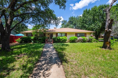 437 Summit Dr, Richardson, TX, 75081-5119 | Card Image