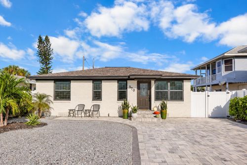 170 145th Ave E, Madeira Beach, FL, 33708-2112 | Card Image