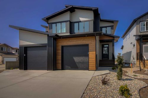 4313 28th Avenue S, Lethbridge, AB, T1K8L3 | Card Image