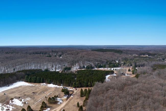 4283 S 7 Rd, House other with 2 bedrooms, 1 bathrooms and null parking in Harrietta MI | Image 7