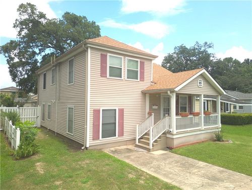 4825 Eagle St, Metairie, LA, 70001-4413 | Card Image