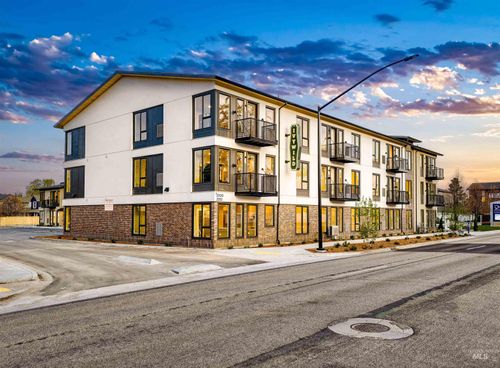 a108-2312 S Broadway Ave, Boise, ID, 83706-4650 | Card Image