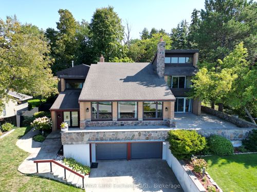 147 Goderich St, Kincardine, ON, N2Z2K9 | Card Image