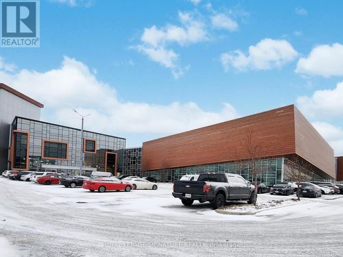 90-7250 Keele St, Concord, ON, L4K1Z8 | Card Image