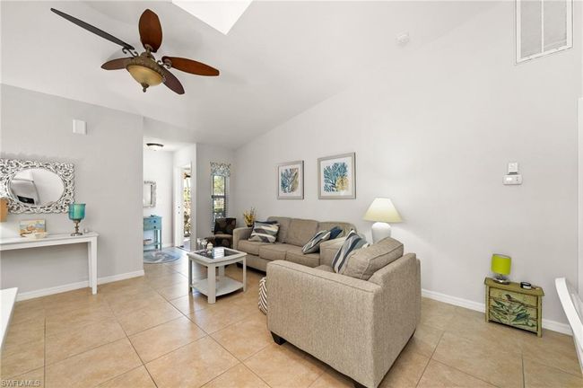 APT-31 - 1413 Sw 51 St Ln, Condo with 2 bedrooms, 2 bathrooms and null parking in CAPE CORAL FL | Image 10