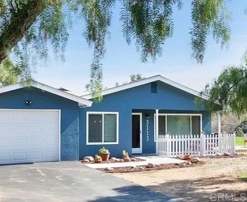 3113 Pine Ln, Spring Valley, CA, 91978-2338 | Card Image