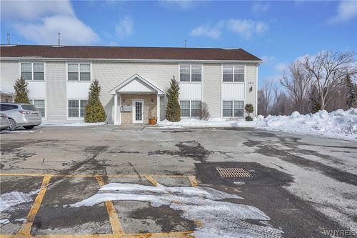 apt-3-4510 Broadway, Depew, NY, 14043-2923 | Card Image