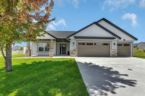 3267 Old Stone Way Ne, Sauk Rapids, MN, 56379-4582 | Card Image