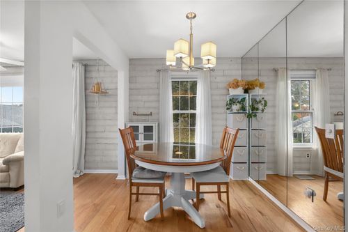 103 Carrollwood Dr, Tarrytown, NY, 10591-5205 | Card Image