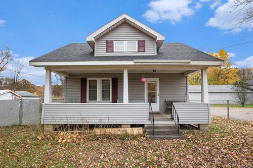 10595 Us Highway 31, Berrien Springs, MI, 49103-1525 | Card Image