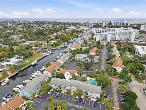 2683 Ne 15th St, Pompano Beach, FL, 33062-8256 | Card Image