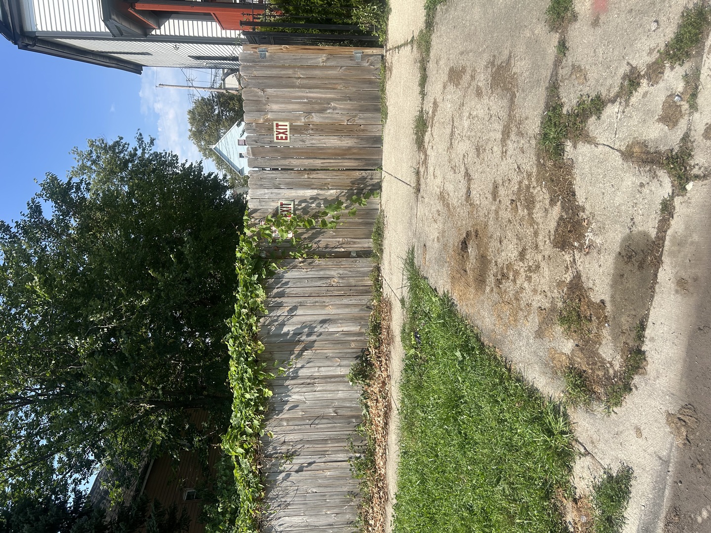 Land in Chicago