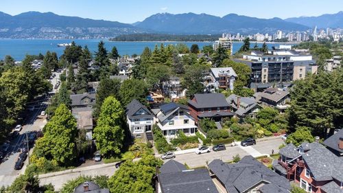 2575 W 3rd Ave, Vancouver, BC, V6K1M2 | Card Image