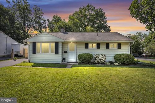 3567 Green St, CAMP HILL, PA, 17011-4319 | Card Image