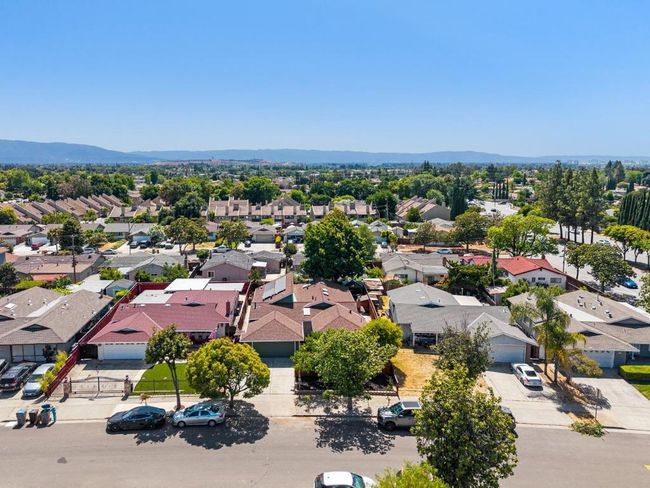 2544 Glenrio Dr, House other with 4 bedrooms, 4 bathrooms and 1 parking in San Jose CA | Image 44